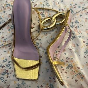 gold chained high heels #glamour